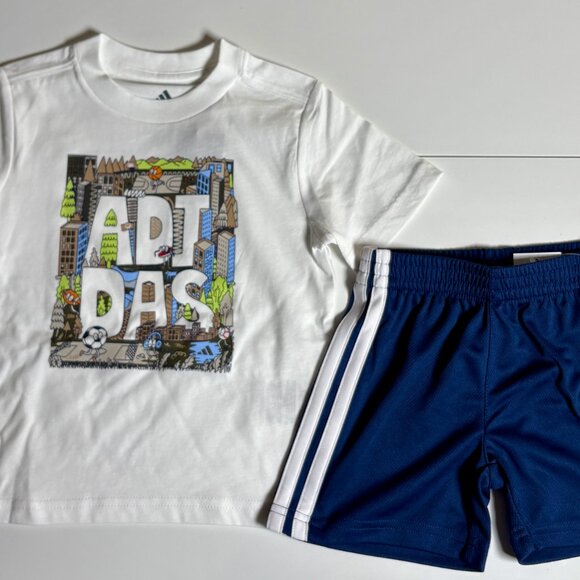 Adidas Kids Size 2T White Graphic Tee & 3-Stripes Short 2-Piece Set Boys OFFERSβ
- Picture 2 of 13